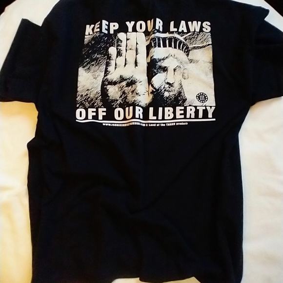 NWOT⚡ Mens patriotic *limited addition* T-shirt. - Picture 1 of 1